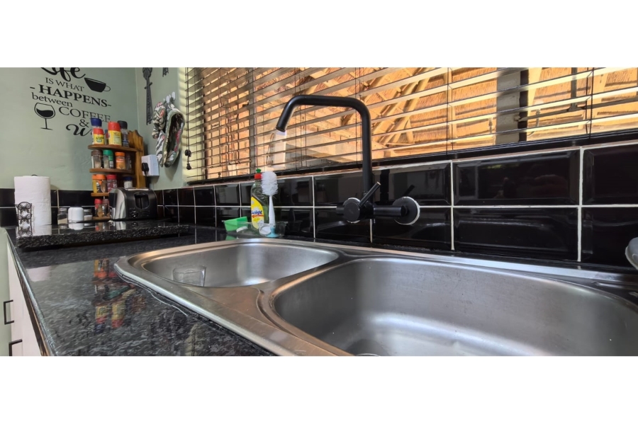 3 Bedroom Property for Sale in Hadison Park Northern Cape